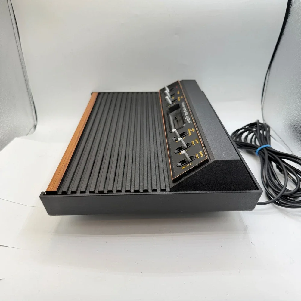 Atari 2600 Video Computer System 4-Switch Vintage Game Console Only - UNTESTED
